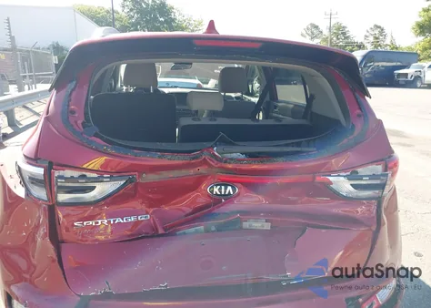 2018 Kia Sportage Lx z USA, uszkodzony, nr VIN KNDPM3AC2J7487014